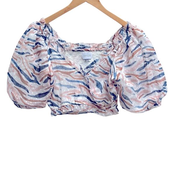 Saylor Teryn Smocked Printed Boho Puff Sleeve V Neck Crop Top Size S - Picture 1 of 10